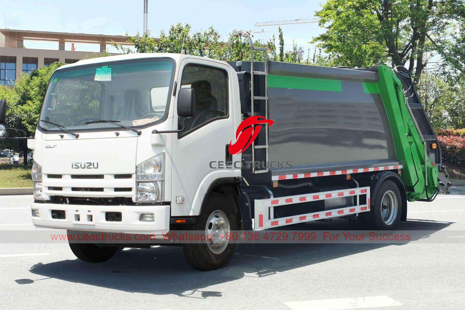 ISUZU 4&Atilde;2 rear loader