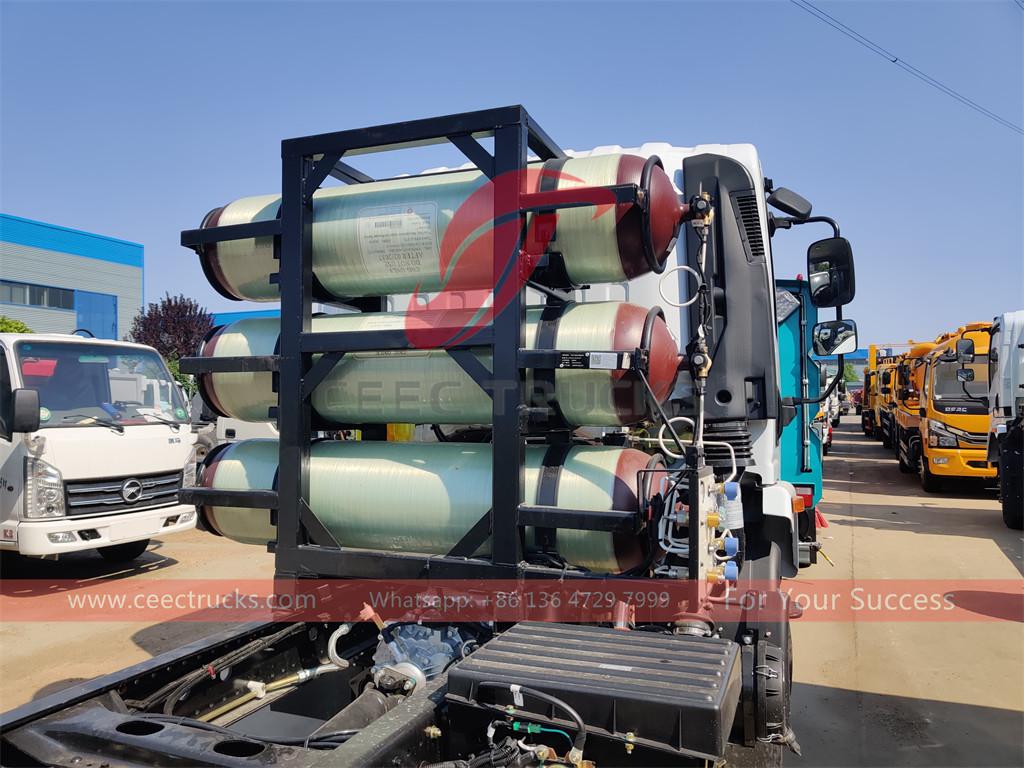 DONGFENG CNG 6cbm garbage compactor truck export DONGFENG CNG 6cbm garbage compactor truck export