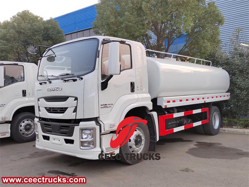 Isuzu FTR GIGA 4x2 potable water tank truck