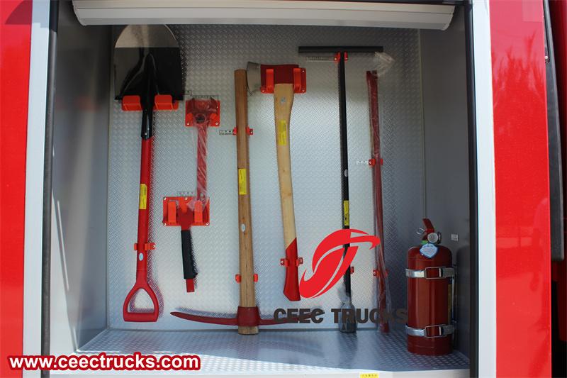  Fire axe, shovel, pickaxe, fire wrench