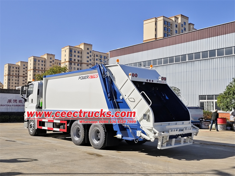 Isuzu 20 cbm integrated rear loader refuse truck