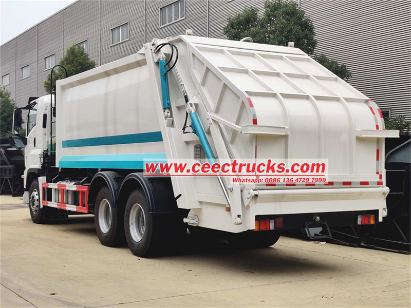 ISUZU GIGA garbage compactor truck