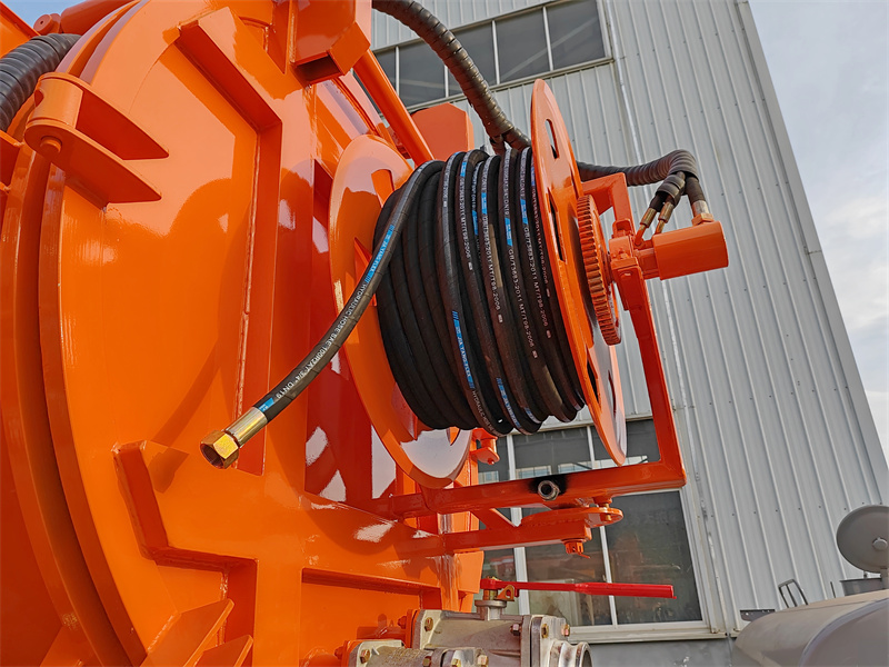 ISUZU FVR 10000L Vactor Jetter Truck