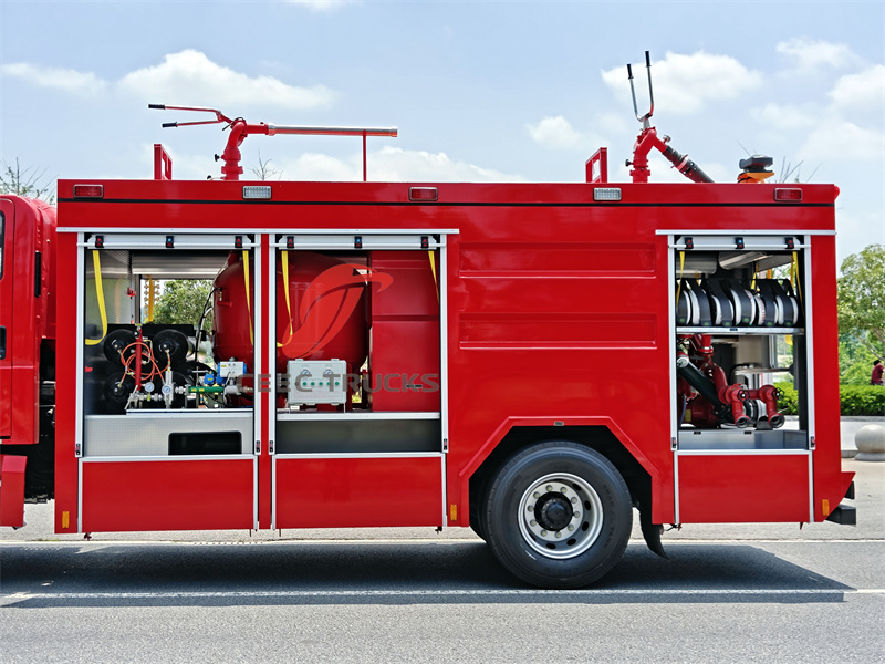 Isuzu GIGA fire powder truck