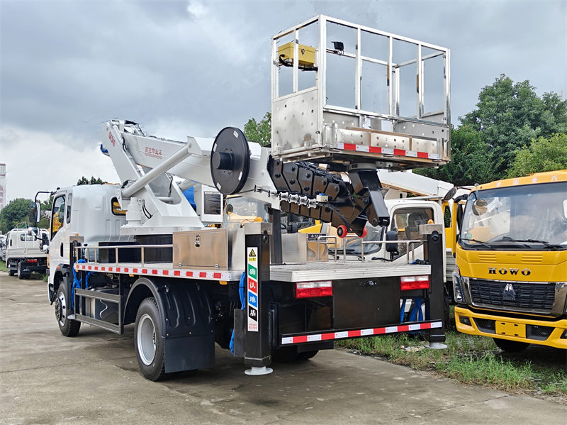 Howo manlift truck