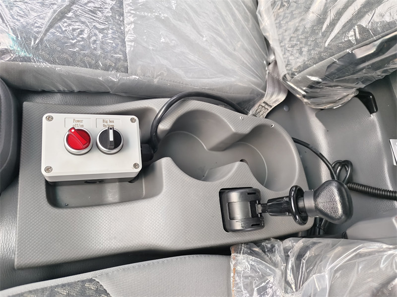 ISUZU tipper truck in cabin control box