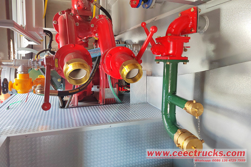 Fire engine with CB10/60