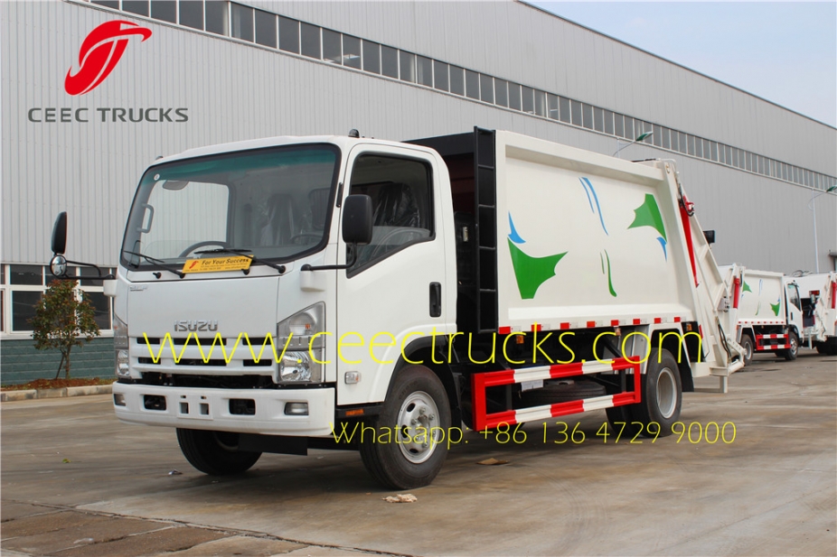 Japanese ISUZU 8 CBM trash compression truck