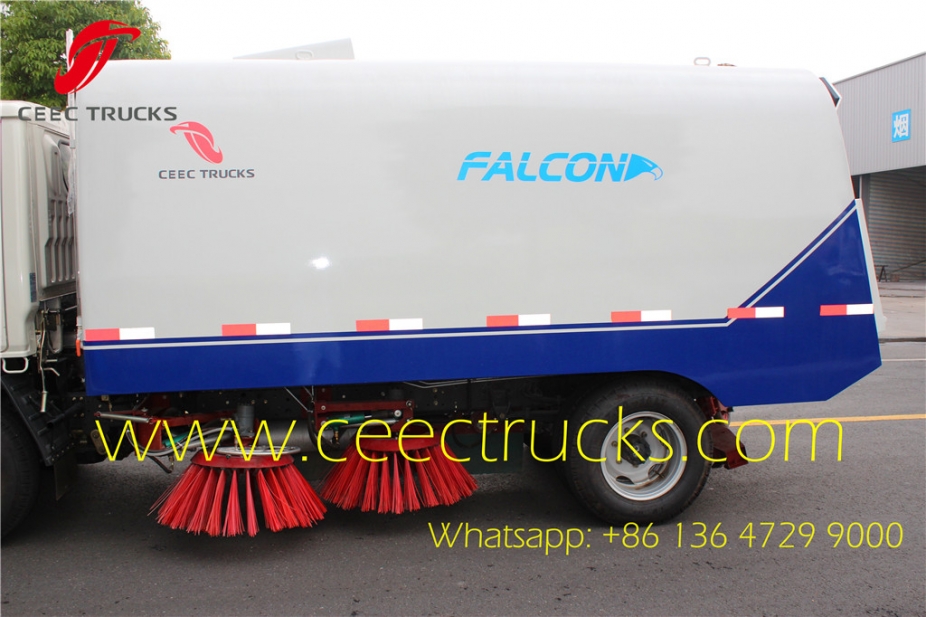 Environmental 4cbm dustbin and 1cbm water tank DONGFENG Mechanical road sweeper