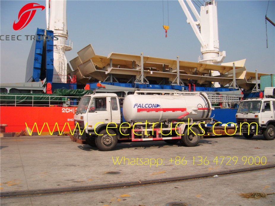 Manufacturer supply dongfeng 4CBM cesspit emptier truck lowest price