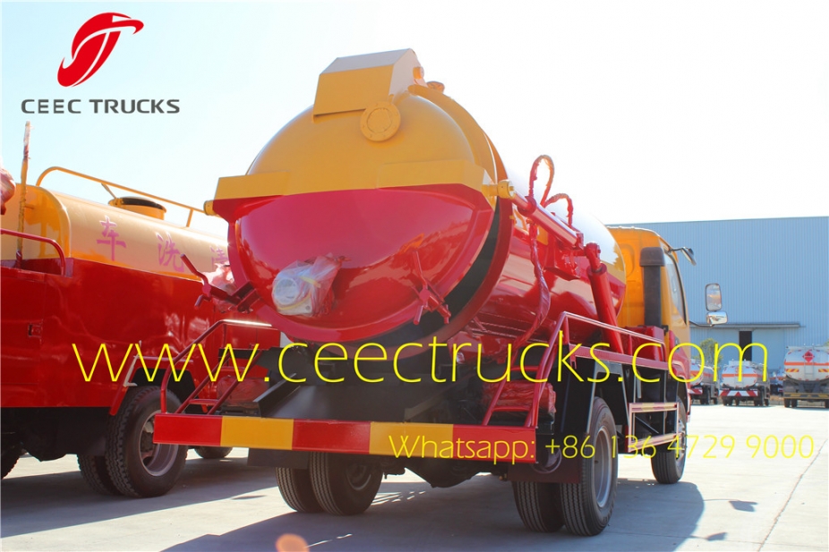 2016 best selling model 4CBM sewage suction tanker truck