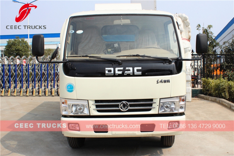 Camión barredor de vacío Dongfeng 5000L