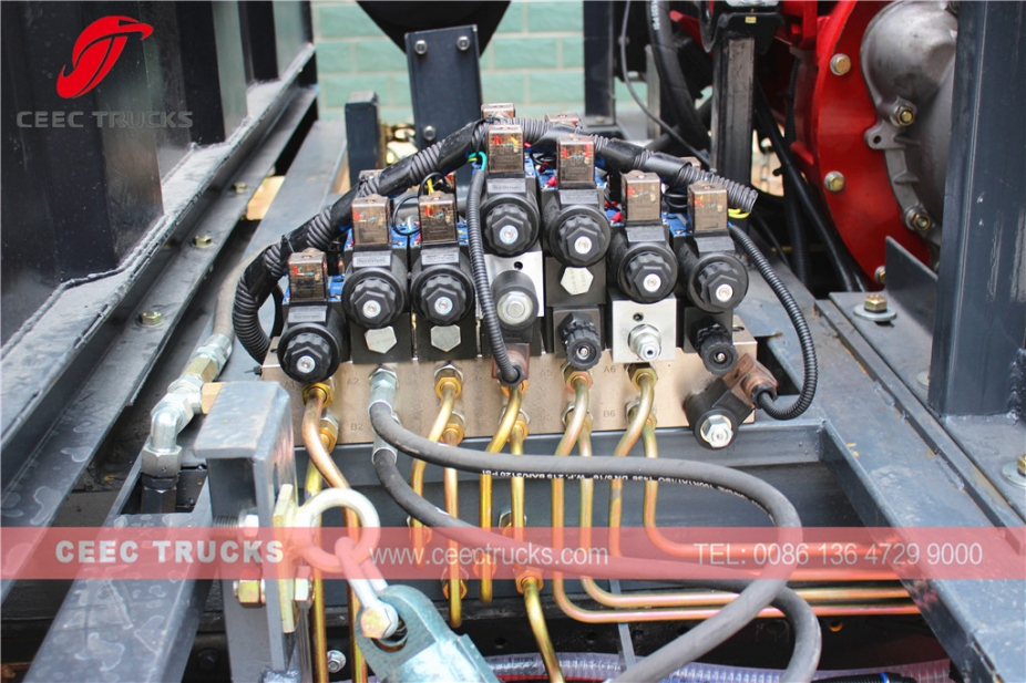 Camión barredora ISUZU 12CBM