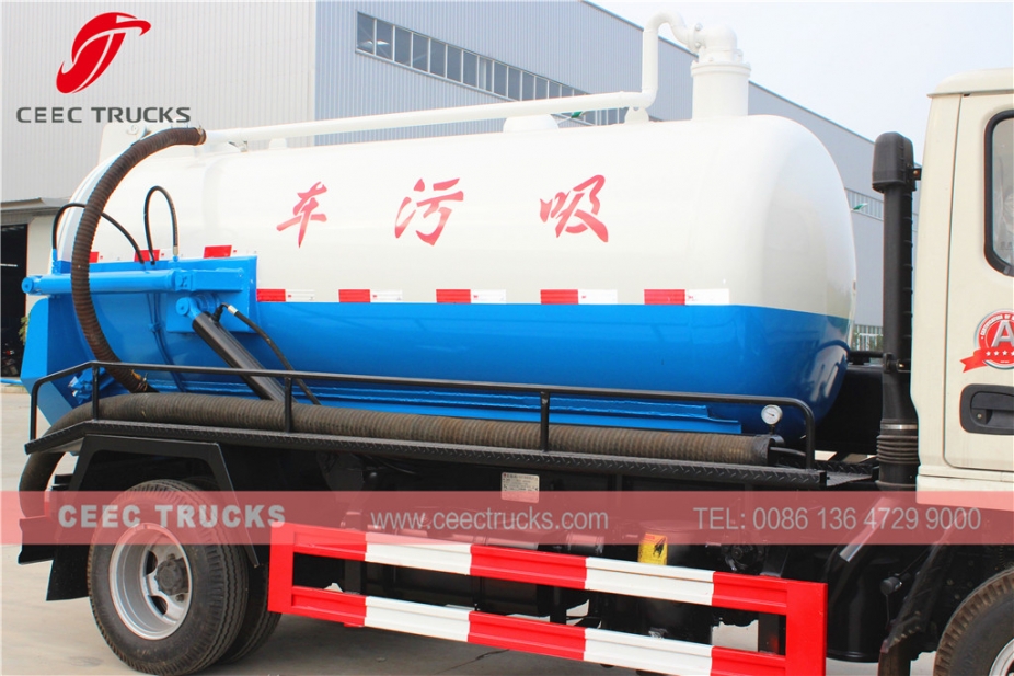 Dongfeng 4,000L Vacuum truck for sale