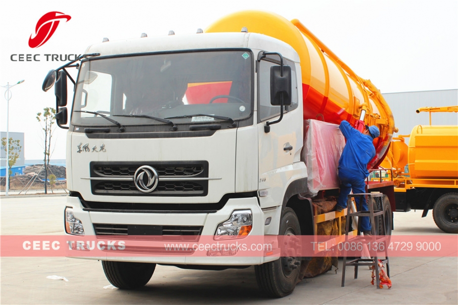 Camión cisterna de succión de aguas residuales al vacío Dongfeng 16CBM