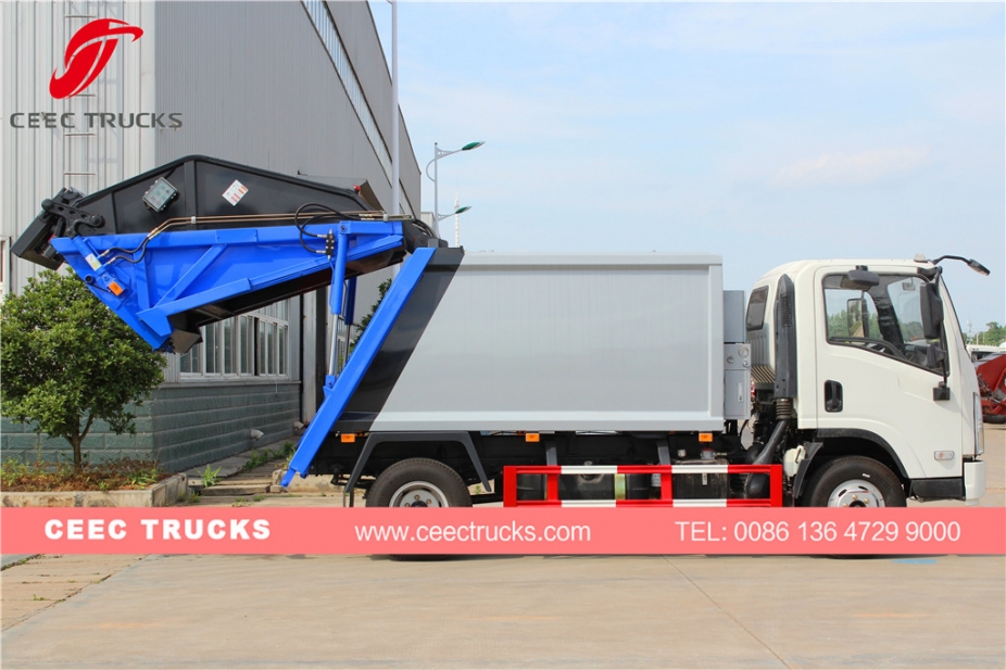 FAW 5000L refuse compactor truck