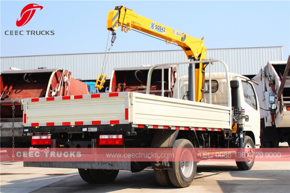 DONGFENG 2T boom crane trucks export Myanmar