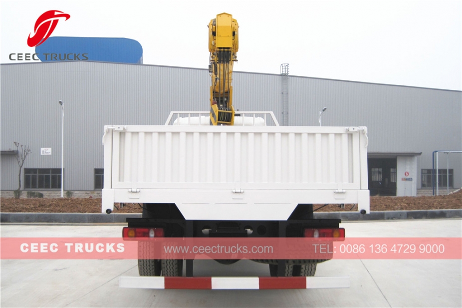 DONGFENG 8T boom crane trucks for sale