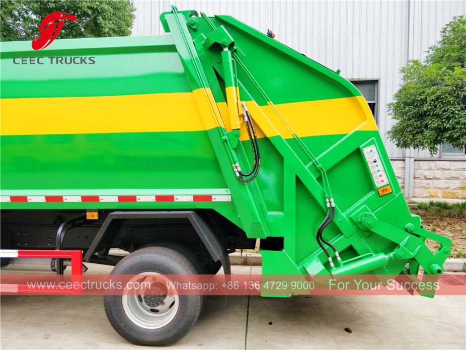 Camión compactador HOWO 8cbm RHD