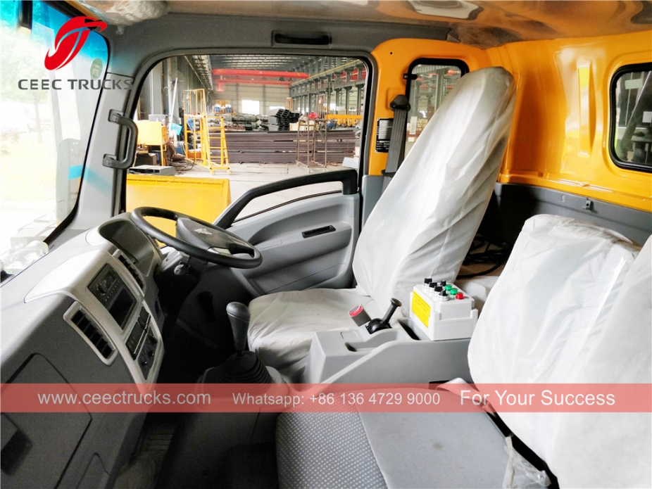 Camión compactador HOWO 8cbm RHD