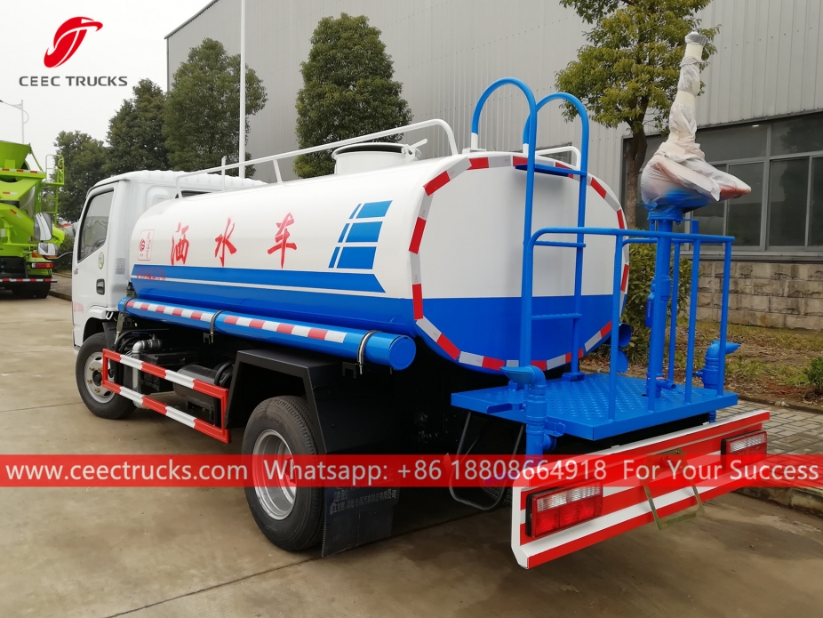 Camión de transporte de agua de 4 CBM DONGFENG