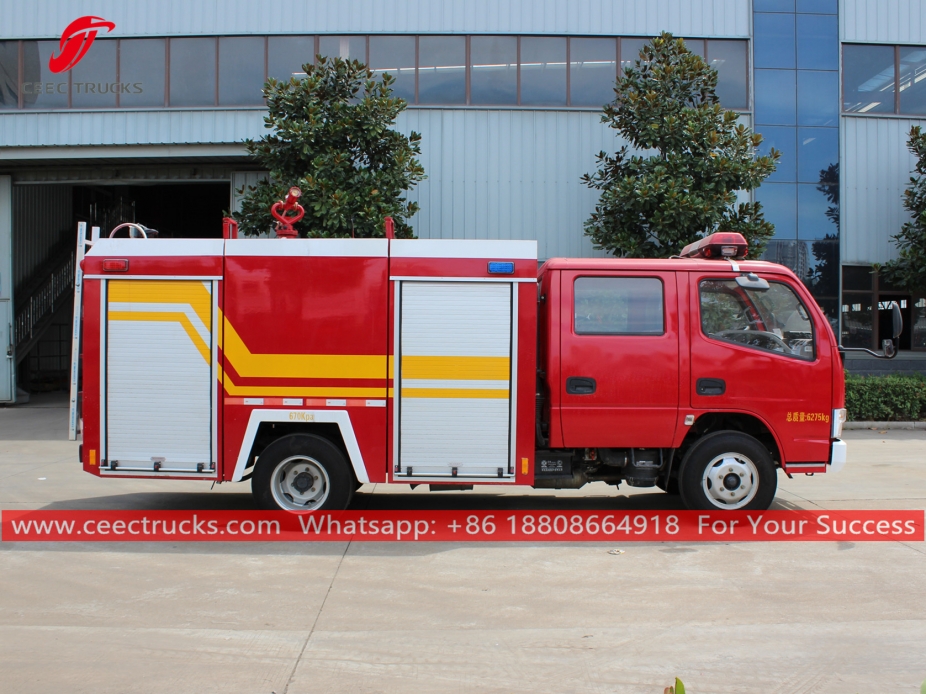 Camión de bomberos con tanque de agua de 2000 litros DONGFENG