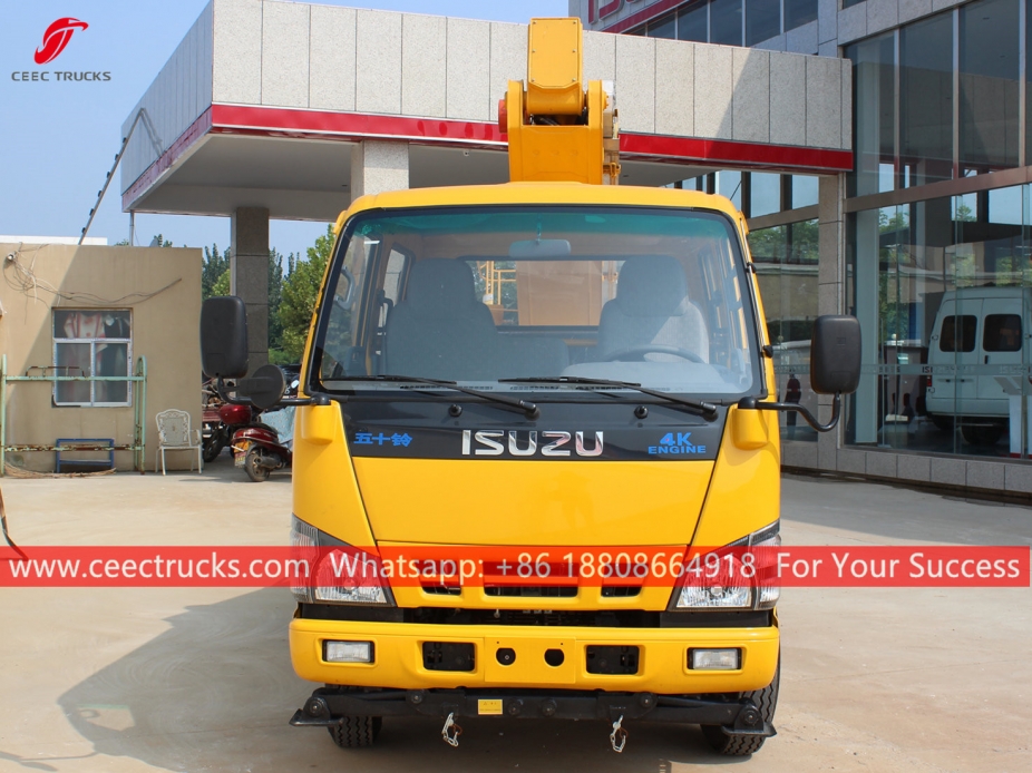 Camión con pluma telescópica ISUZU de 20 m