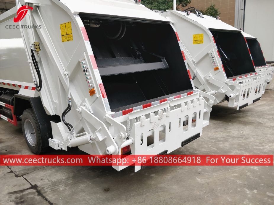 ISUZU 4cbm garbage compactor