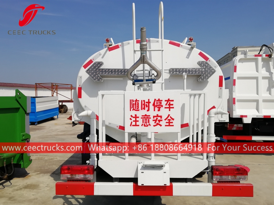 Camión cisterna de agua de 7 CBM DONGFENG