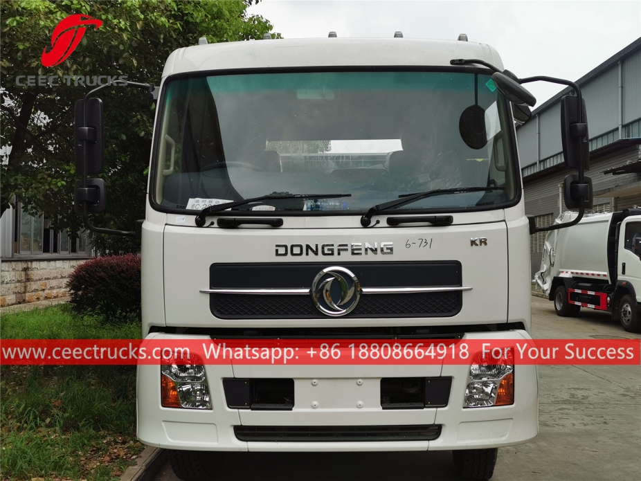 Camión de basura con brazo oscilante Dongfeng RHD