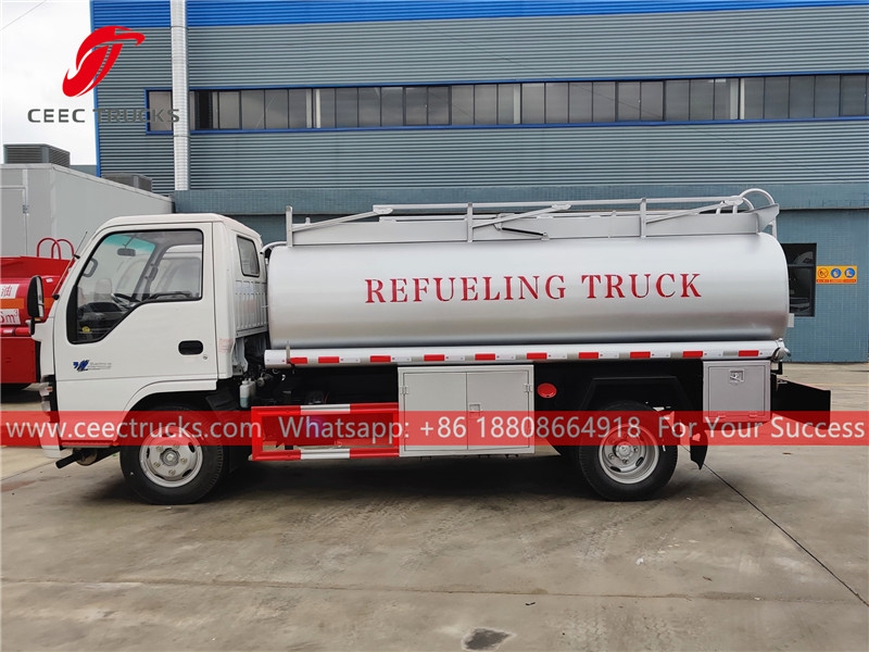 ISUZU 5,000 liters refueling truck