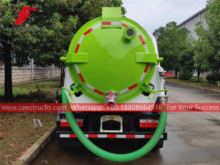 Dongfeng 4×2 vacuum suction truck