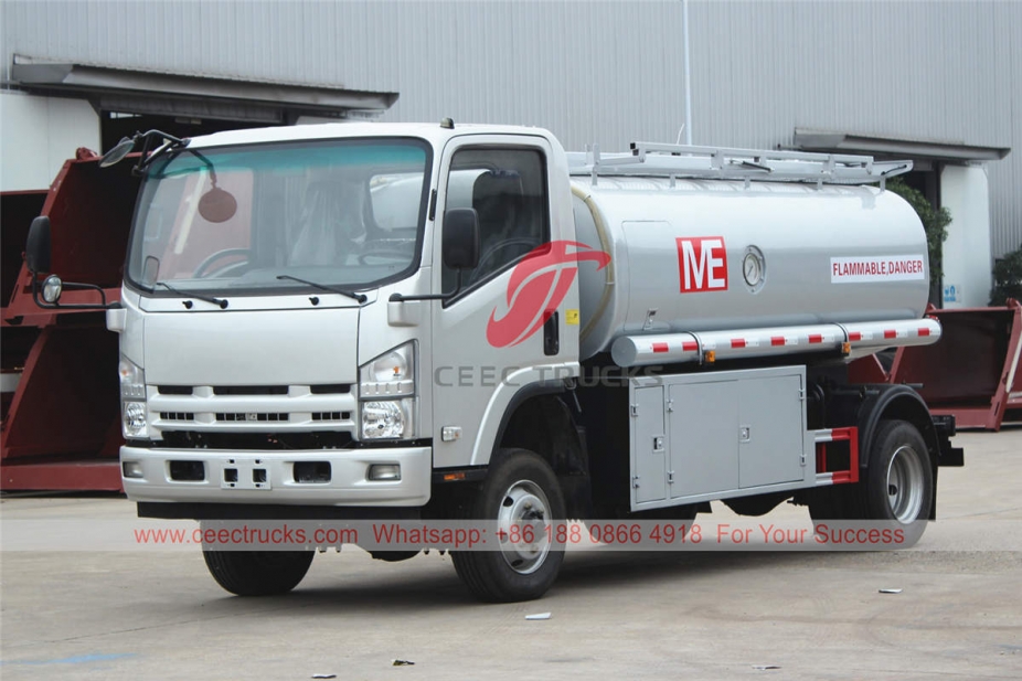 ISUZU 4×4 refueling truck