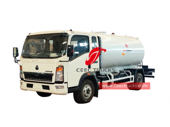 HOWO LPG refueling truck