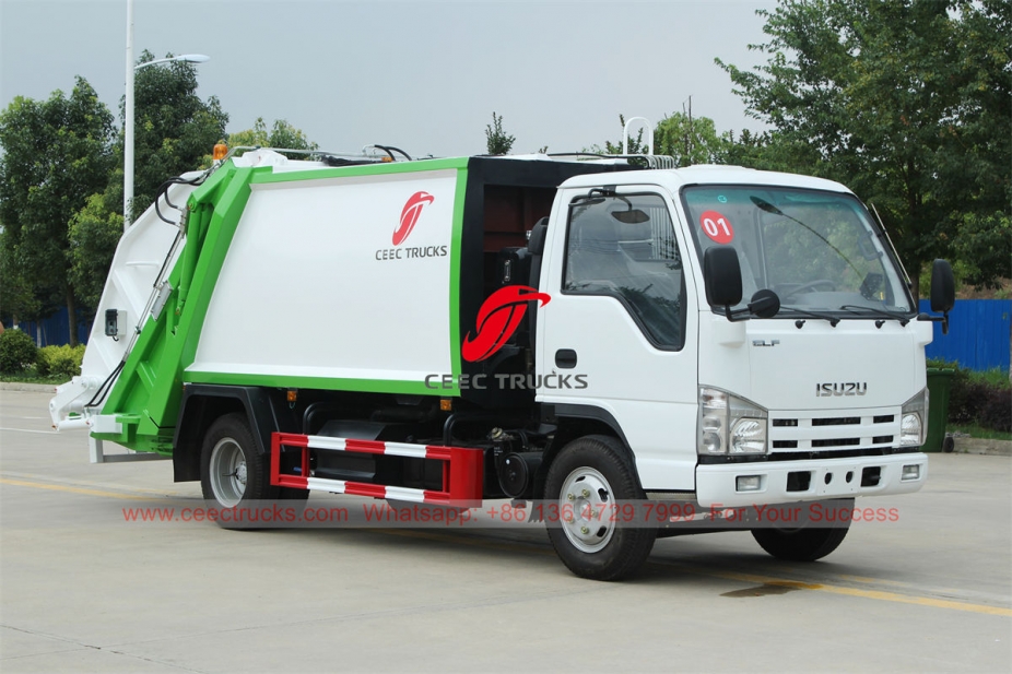 ISUZU rear loader compactor truck for export