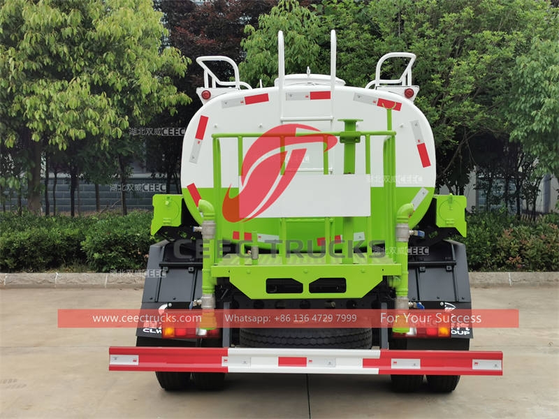 howo 5,000 liters water spray truck