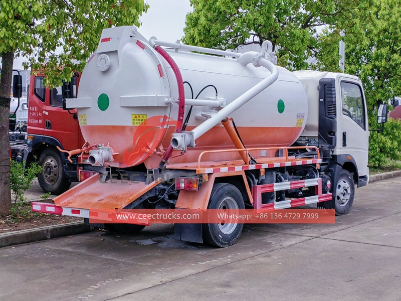 HOWO 4×2 right hand drive sewage suction truck