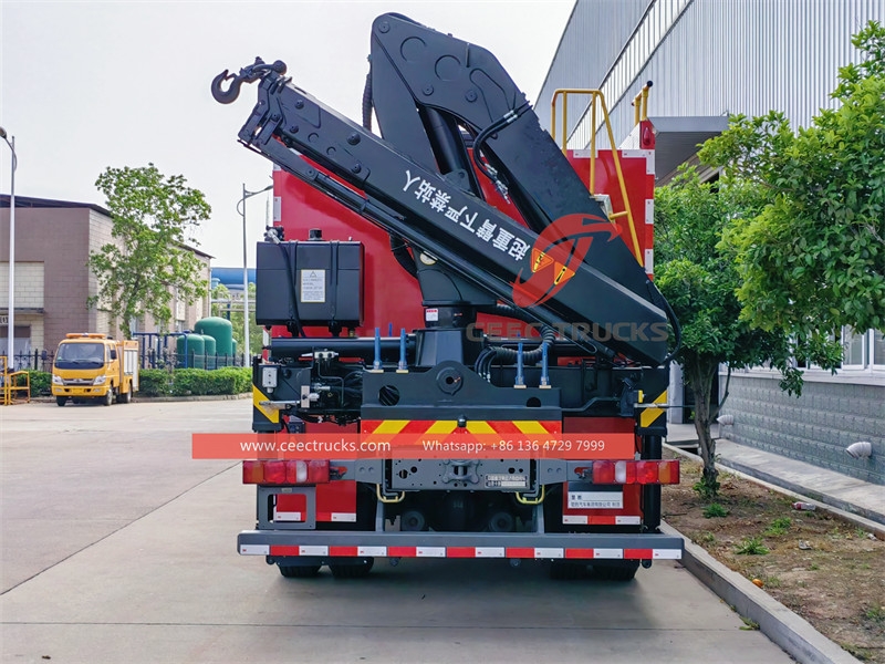 Vehículo de rescate contra incendios Howo con grúa de 5 toneladas e iluminación de emergencia de 12 m