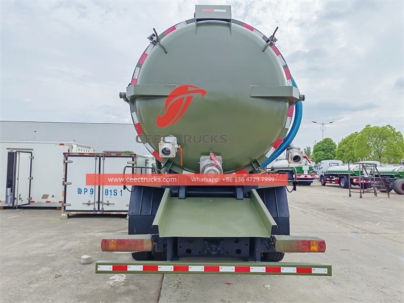 SINOTRUK 25m3 Vacuum Sewage Suction trucks with best price