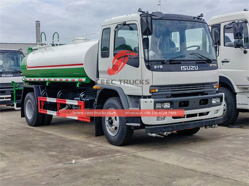 Camión cisterna de agua ISUZU FTR 12,000L a Vietnam