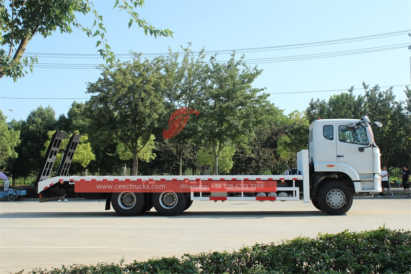 HOWO 400HP flatbed transport truck made in China