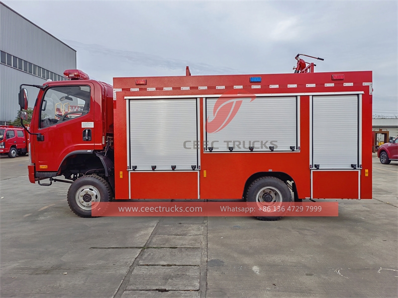 FAW 4x4 forest fire fighting truck with 4CBM water tank