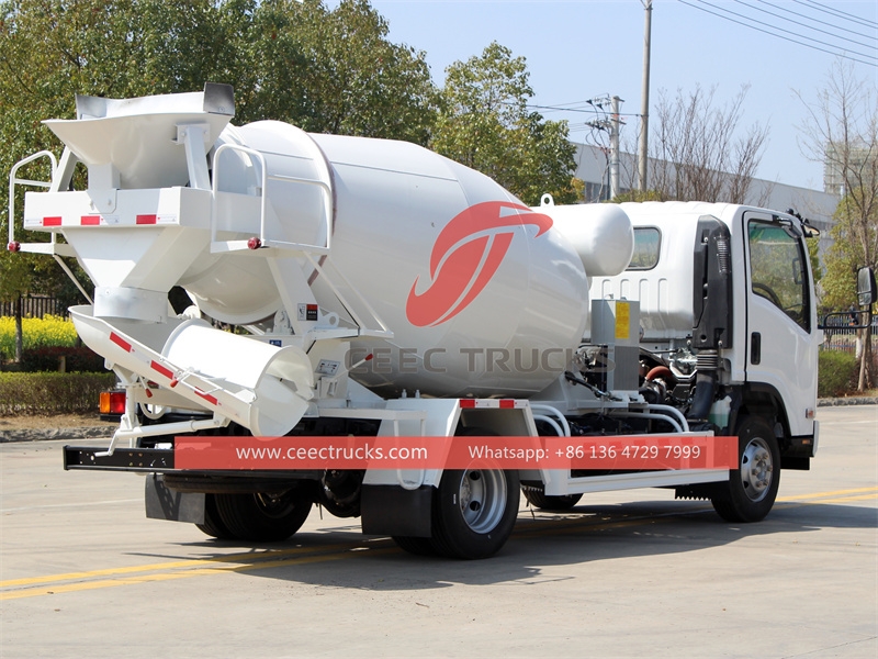 Isuzu NPR 190HP Concrete Mixer Truck for sale