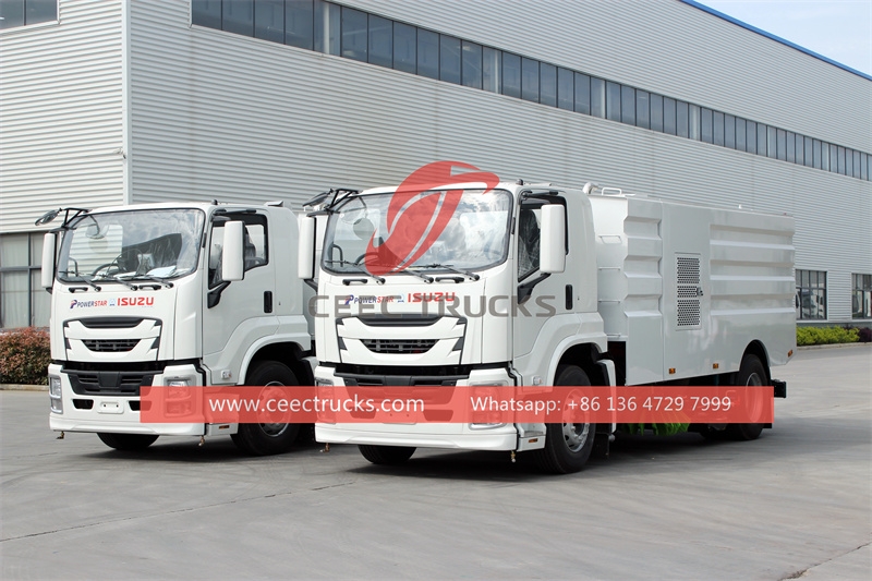 ISUZU FTR airport sweeper truck with factory direct sale