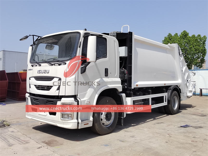 Isuzu FTR 205HP rear loader compaction truck with factory direct sale