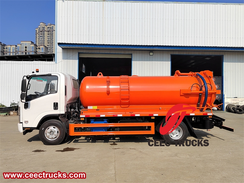 Isuzu Latest 8ton sewage suction tank truck