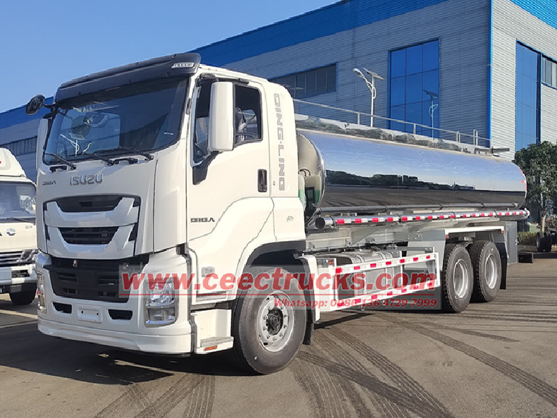 Personaliza tu propio camión de agua potable Isuzu GIGA