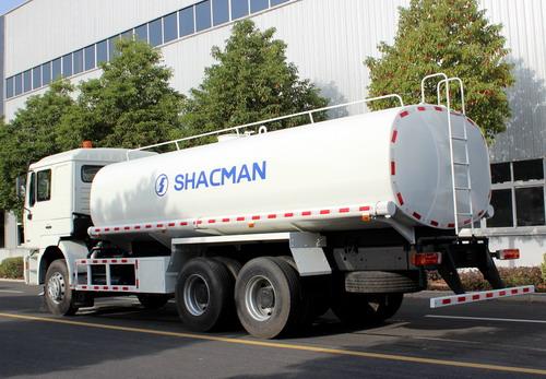 Exportación de 100 unidades de cisterna de agua Shacman a Argelia