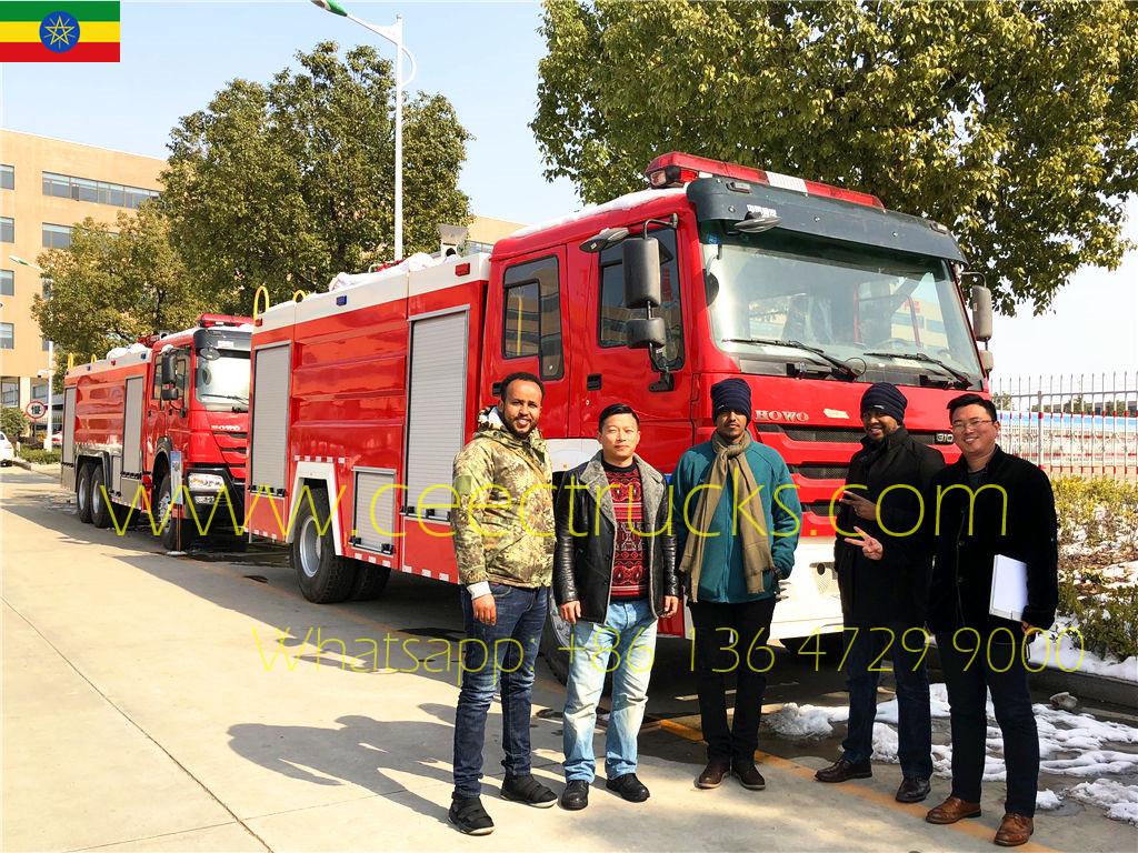 Clientes de Etiopía visitan PECO para comprar camiones de bomberos HOWO